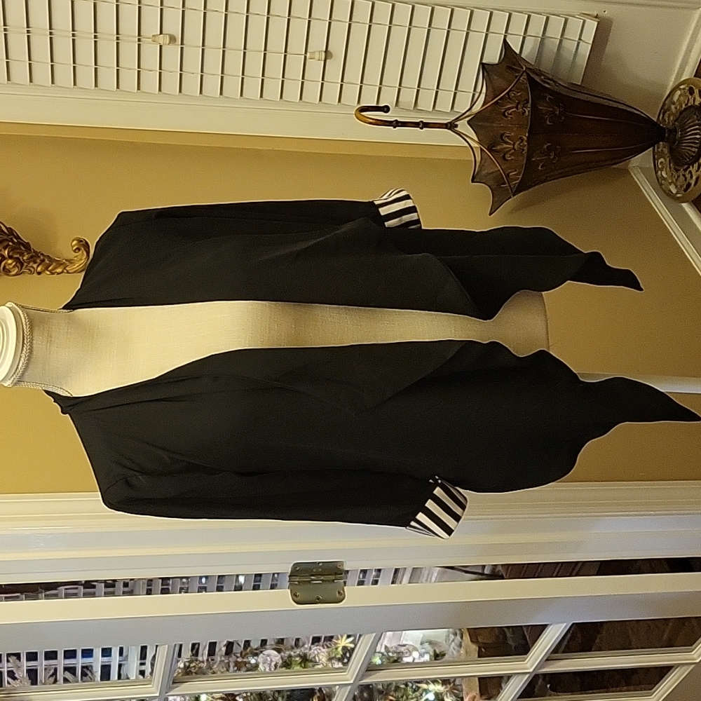 LOVE CULTURE black open front draped 3/4 sleeve black white stripe top Sm EUC…